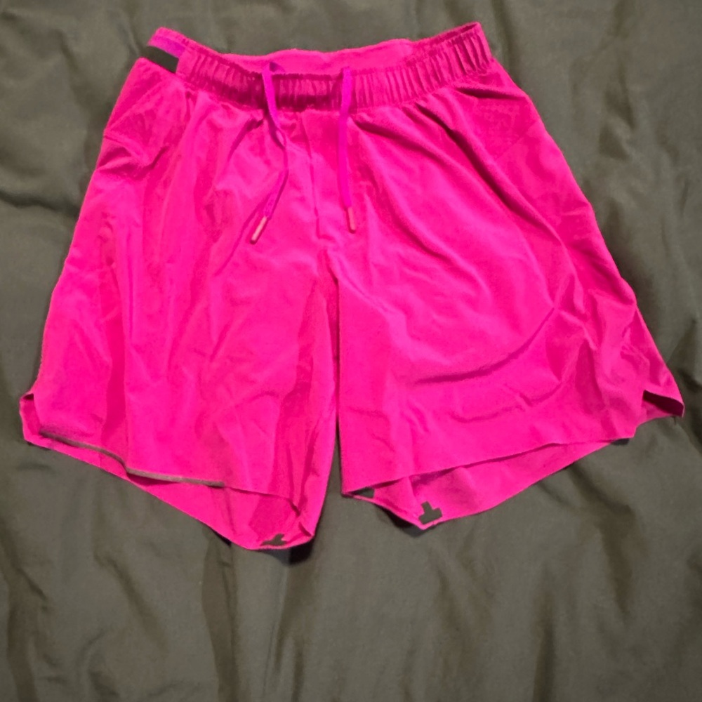 Men’s Luluemon Surge Athletic Shorts - 5”